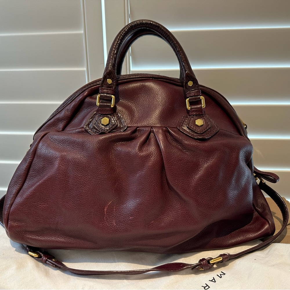 Marc By Marc Jacobs Maroon Leather Bowling Bag with Gold Hardware - Picture 10 of 10